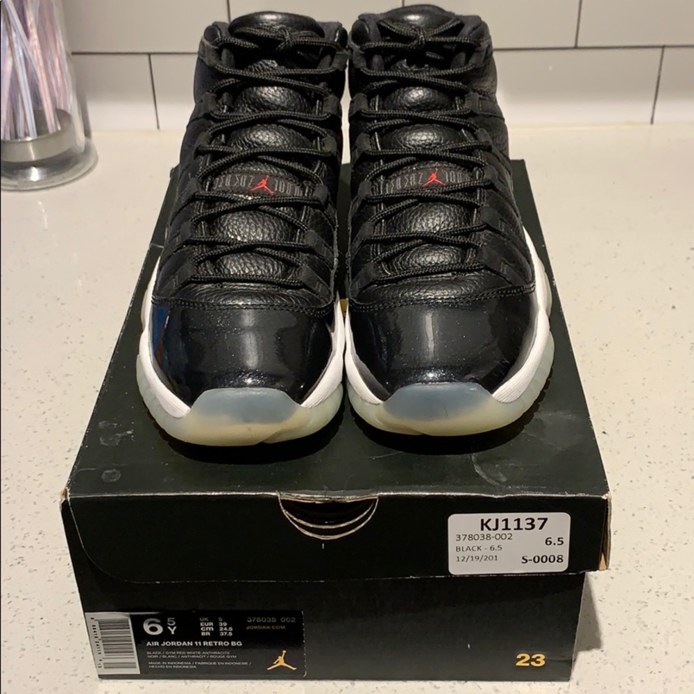 Air Jordan 11 Retro 72-10 GS